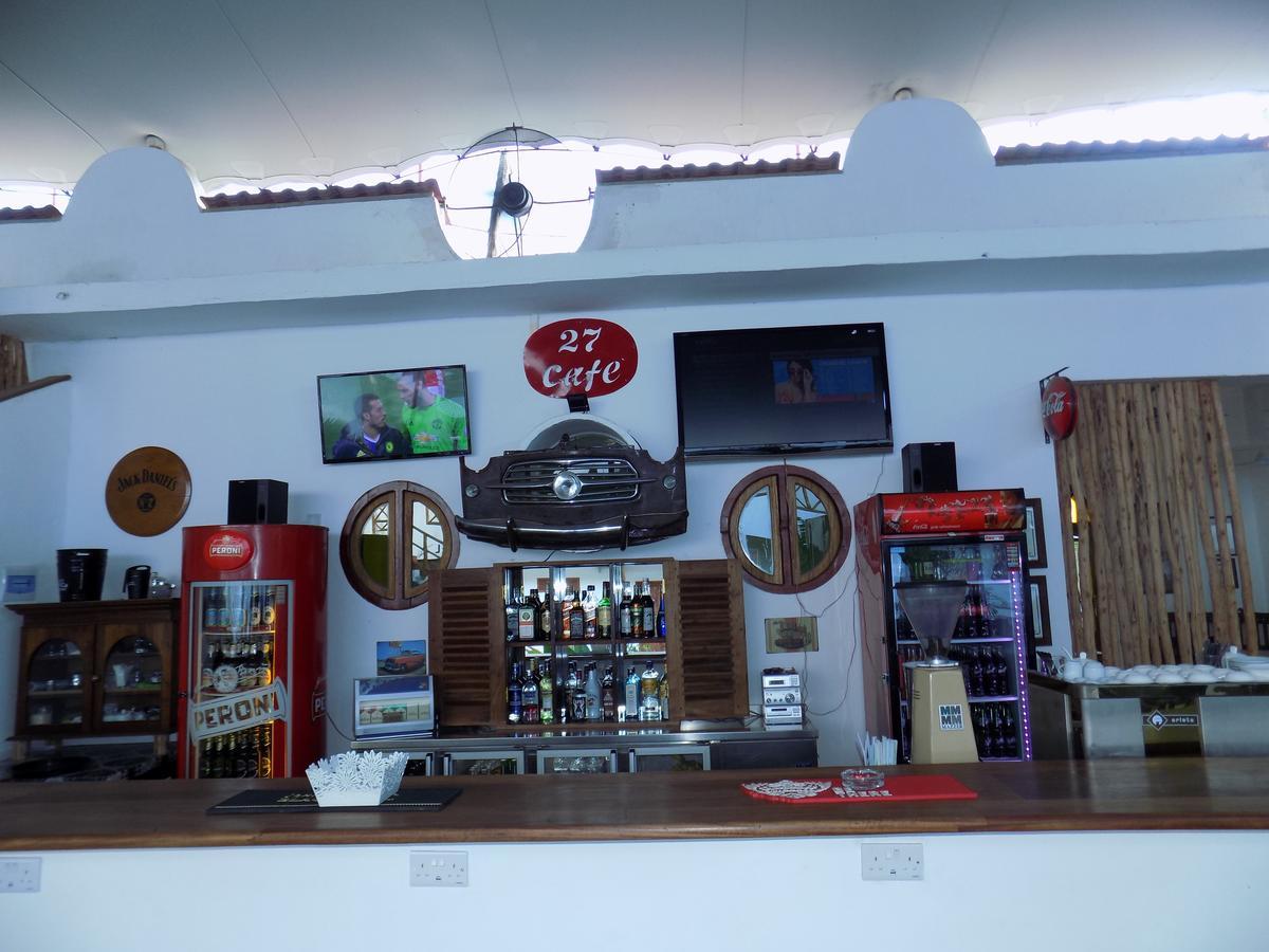 27 Cafe Zanzibar Airport Hotel 外观 照片